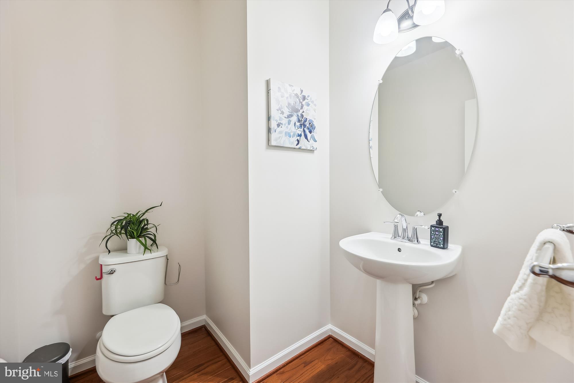 15707 Monksilver Bend Upper Marlboro, MD 20774 - Photo 18 of 58 Powder room