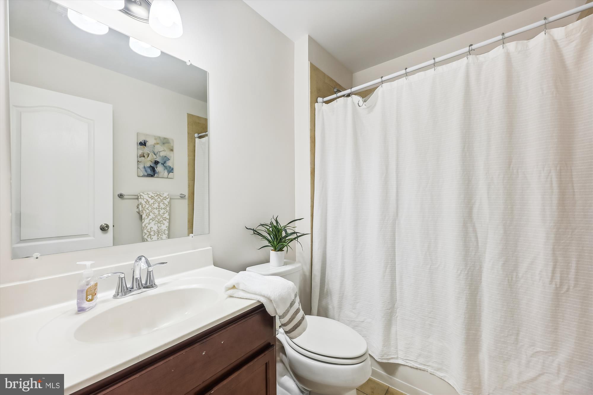 15707 Monksilver Bend Upper Marlboro, MD 20774 - Photo 37 of 58 Lower level full bathroom