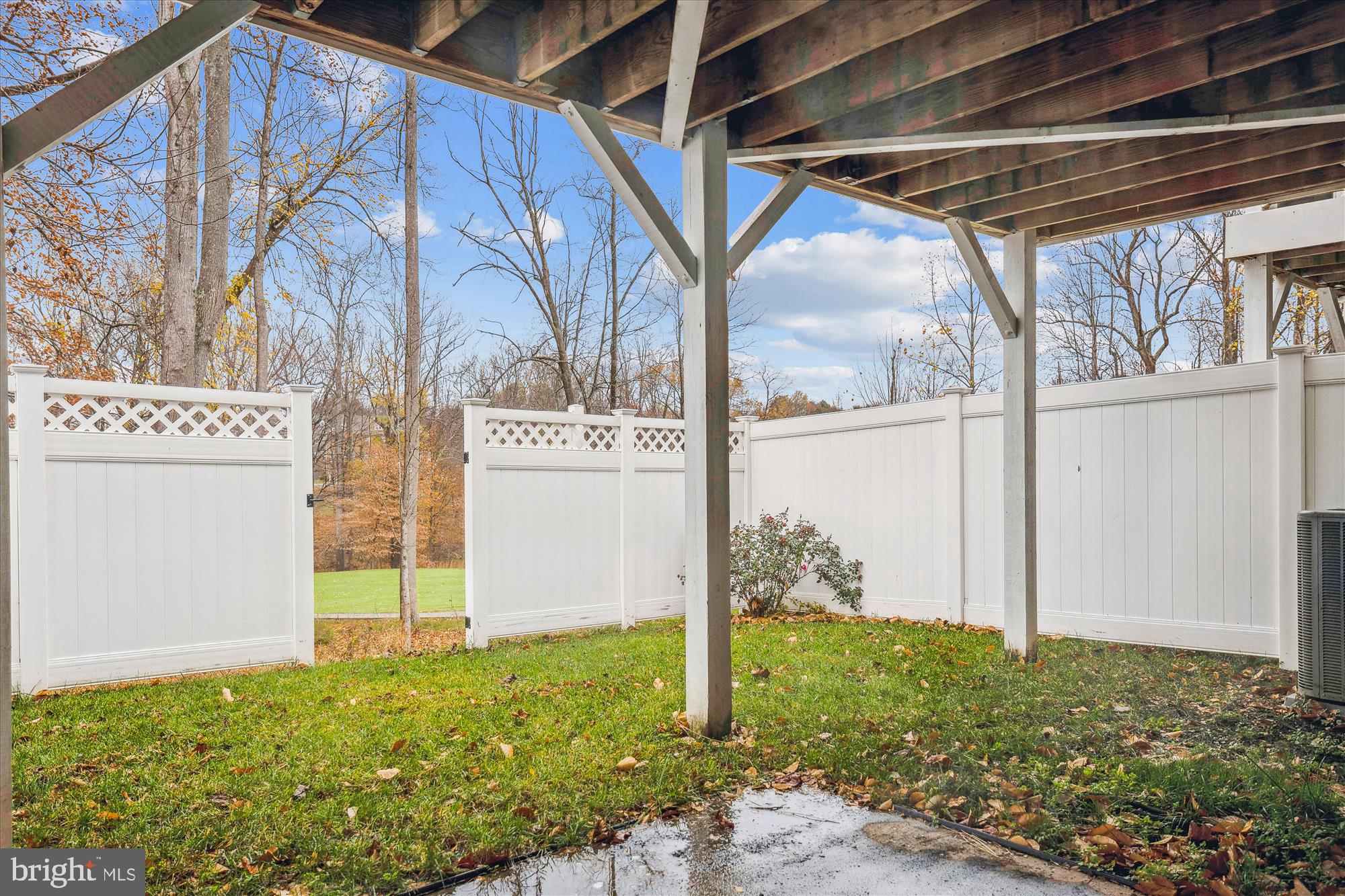 15707 Monksilver Bend Upper Marlboro, MD 20774 - Photo 39 of 58 Grassy backyard w/view of golf course