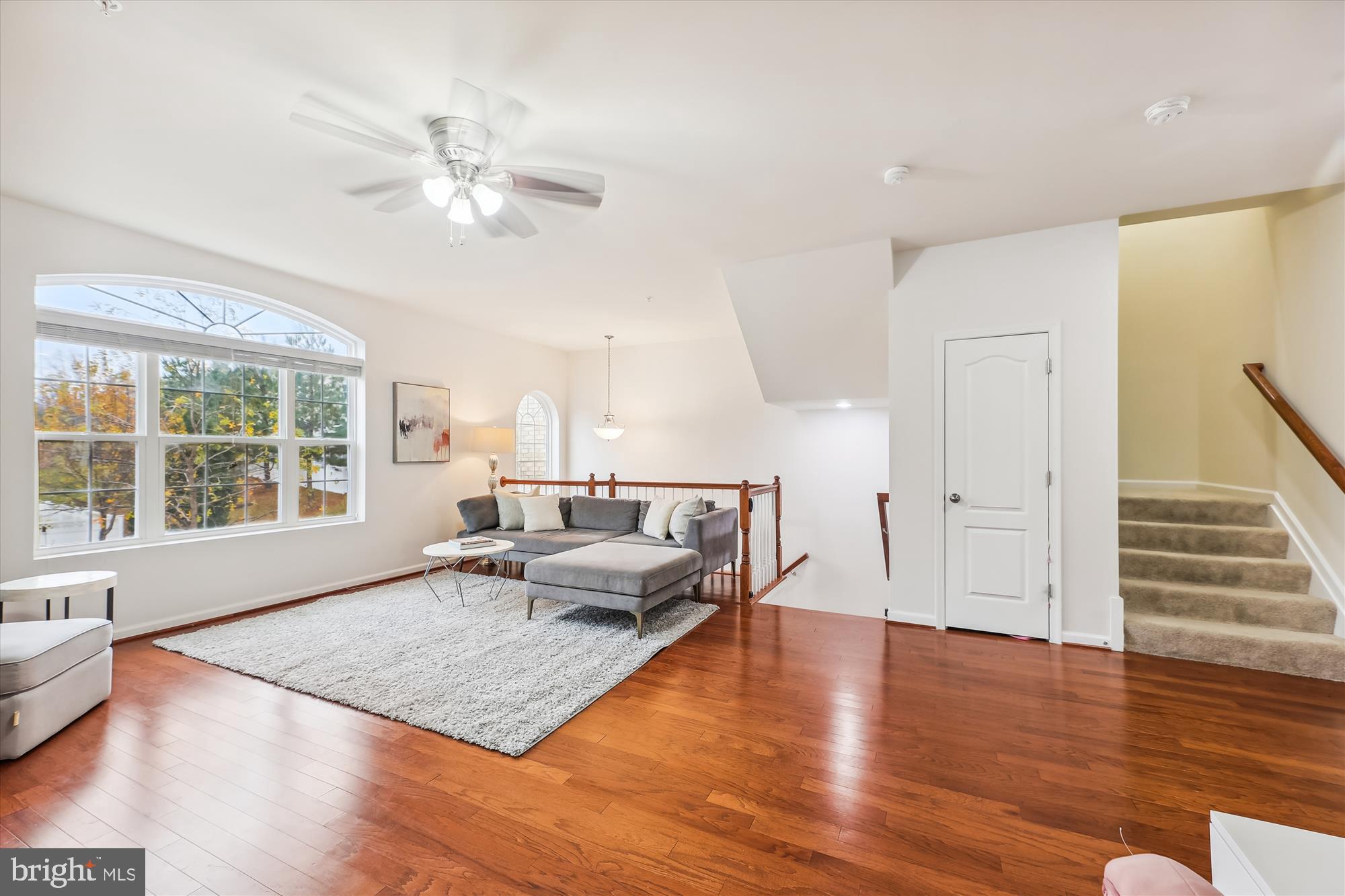15707 Monksilver Bend Upper Marlboro, MD 20774 - Photo 5 of 58 Spacious living room