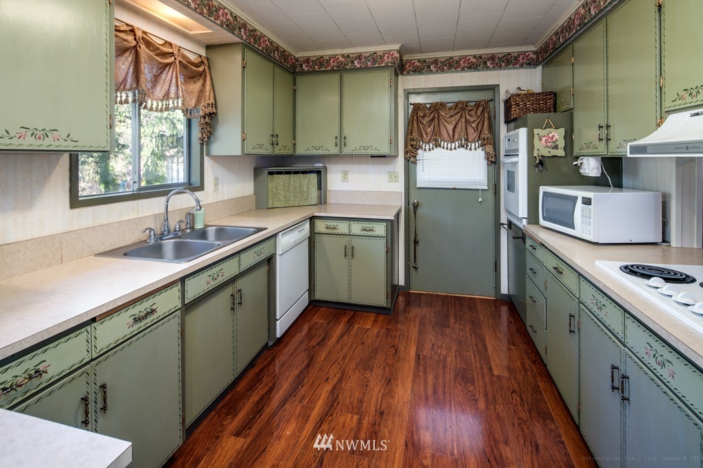 8121 North Pass Road Everson, WA 98247 - Photo 8 of 24