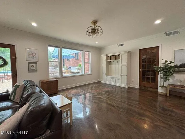 $545,000 | 982 South Church Street, Brookhaven, MS 39601