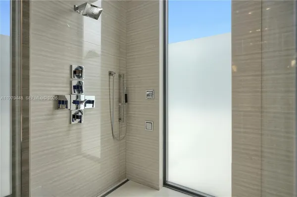 $130,000 | 5501 Pine Tree Drive, Miami Beach, FL 33140