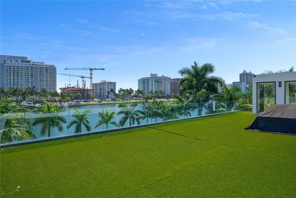 a view of a terrace with sitting area