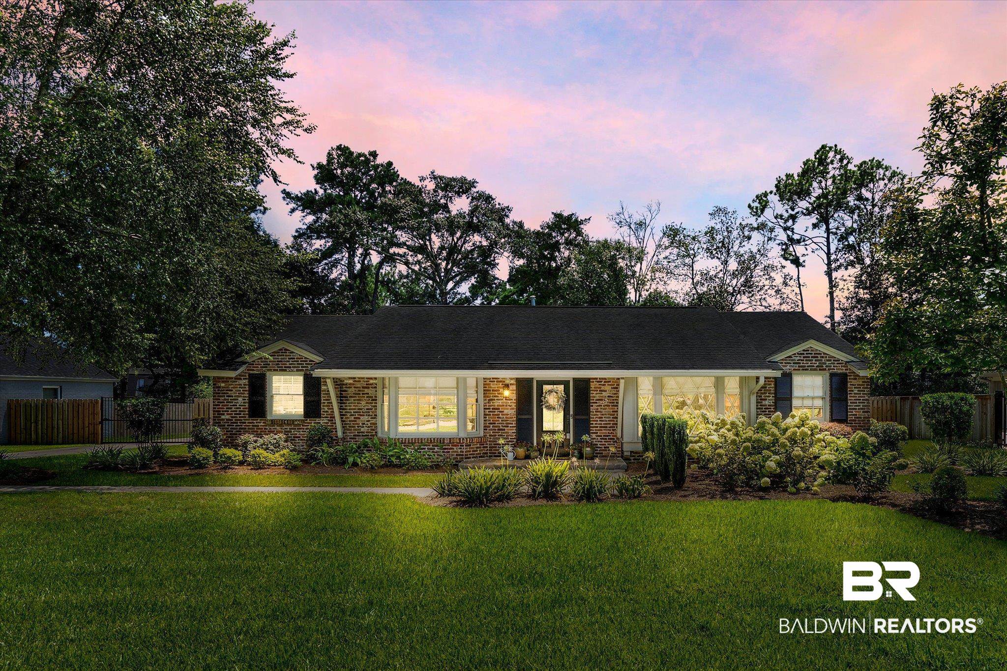 3925 Pembrocke Avenue Mobile, AL 36608 - Photo 1 of 21