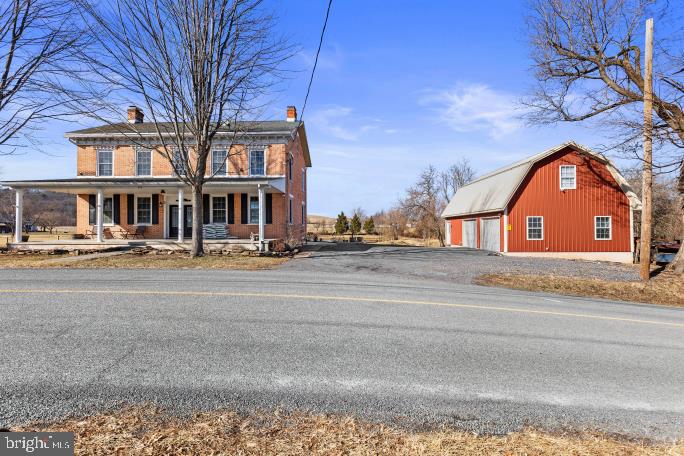 545 Hilltown Road Gettysburg, PA 17325 - Photo 5 of 74