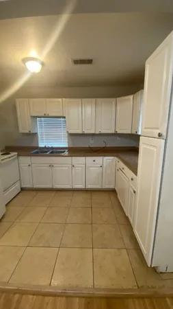 $1,625 | 1918 Oleander, La Marque, TX 77568