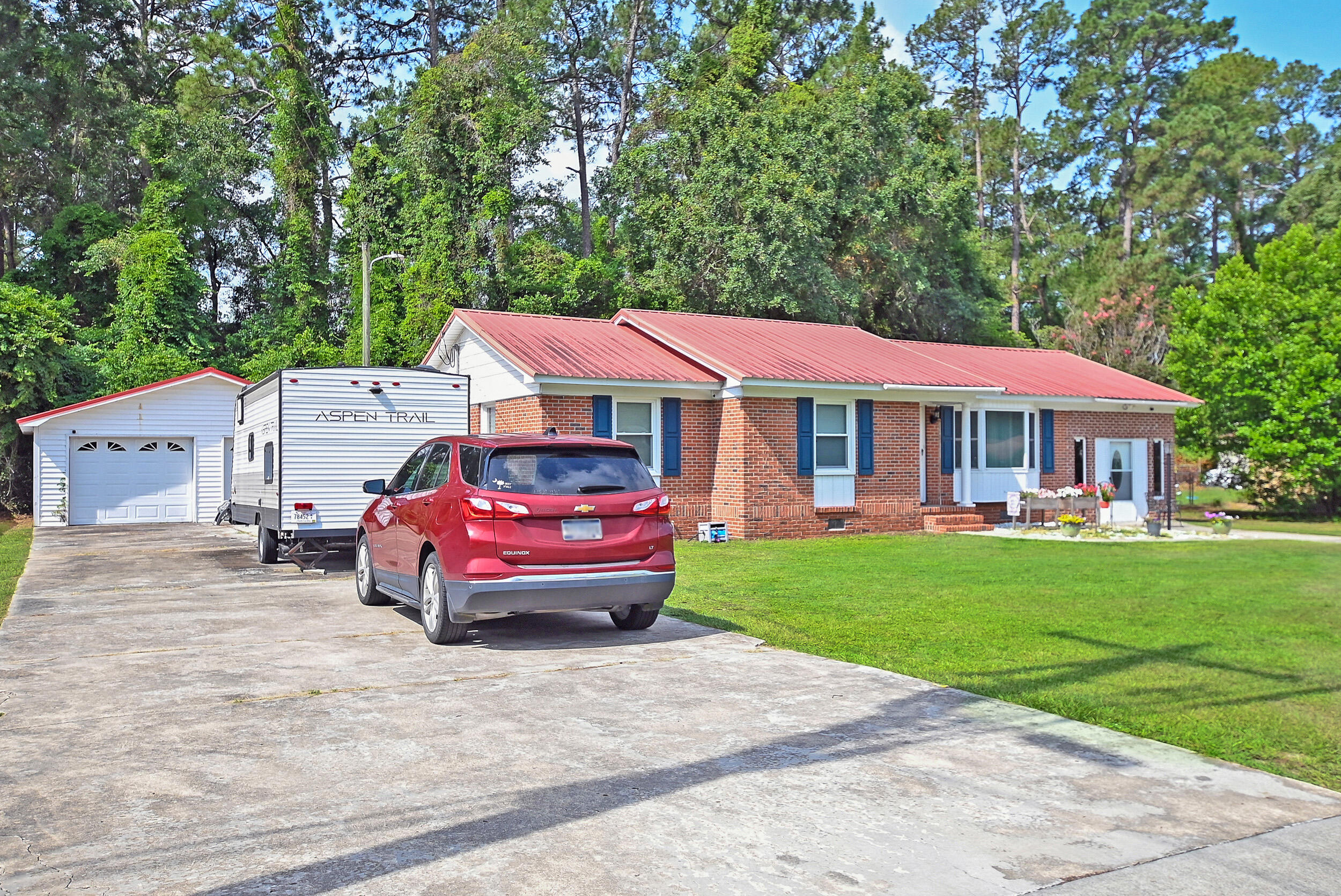 165 Dandridge Road Walterboro, SC 29488 - Photo 9 of 45 DSC_6001