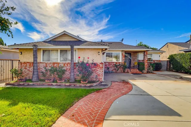 $810,000 | 9341 Greenbush Avenue, Arleta, CA 91331