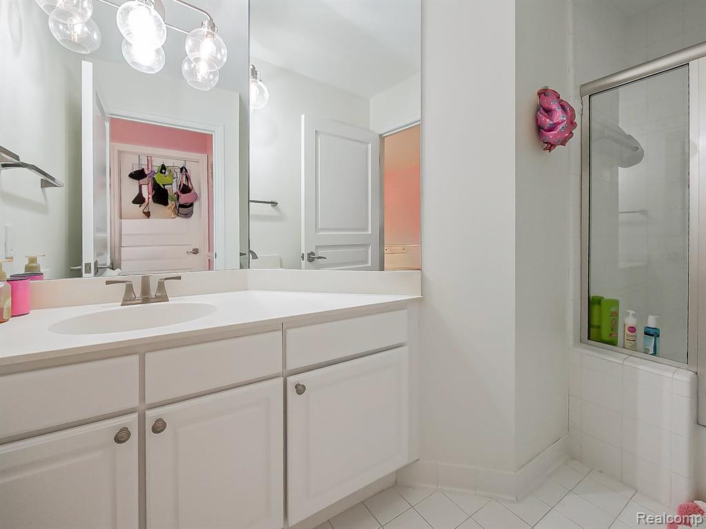 3586 Walnut Brook Drive Rochester Hills, MI 48309 - Photo 54 of 82