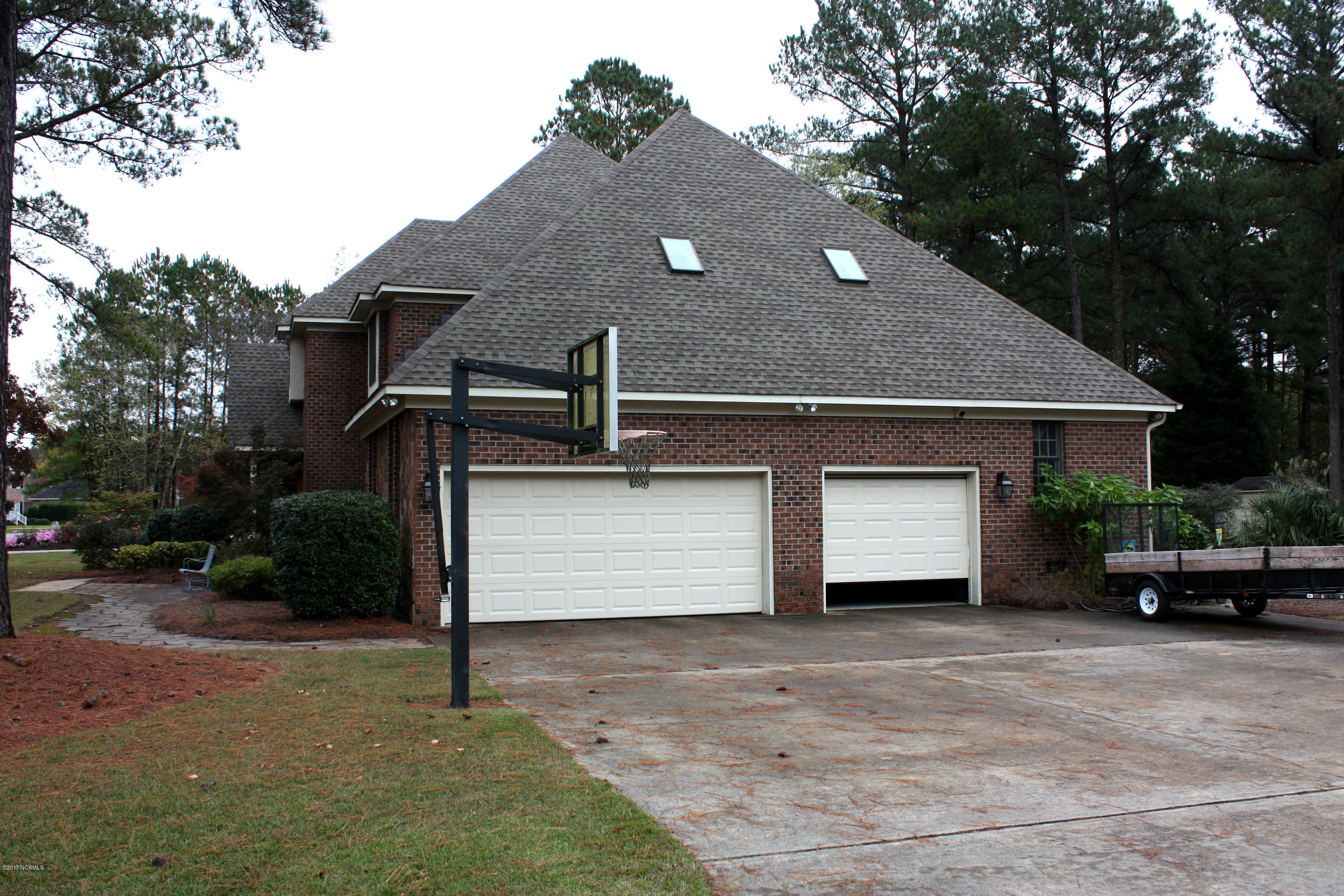 128 Duke Road Winterville, NC 28590 - Photo 3 of 42 IMG_8589