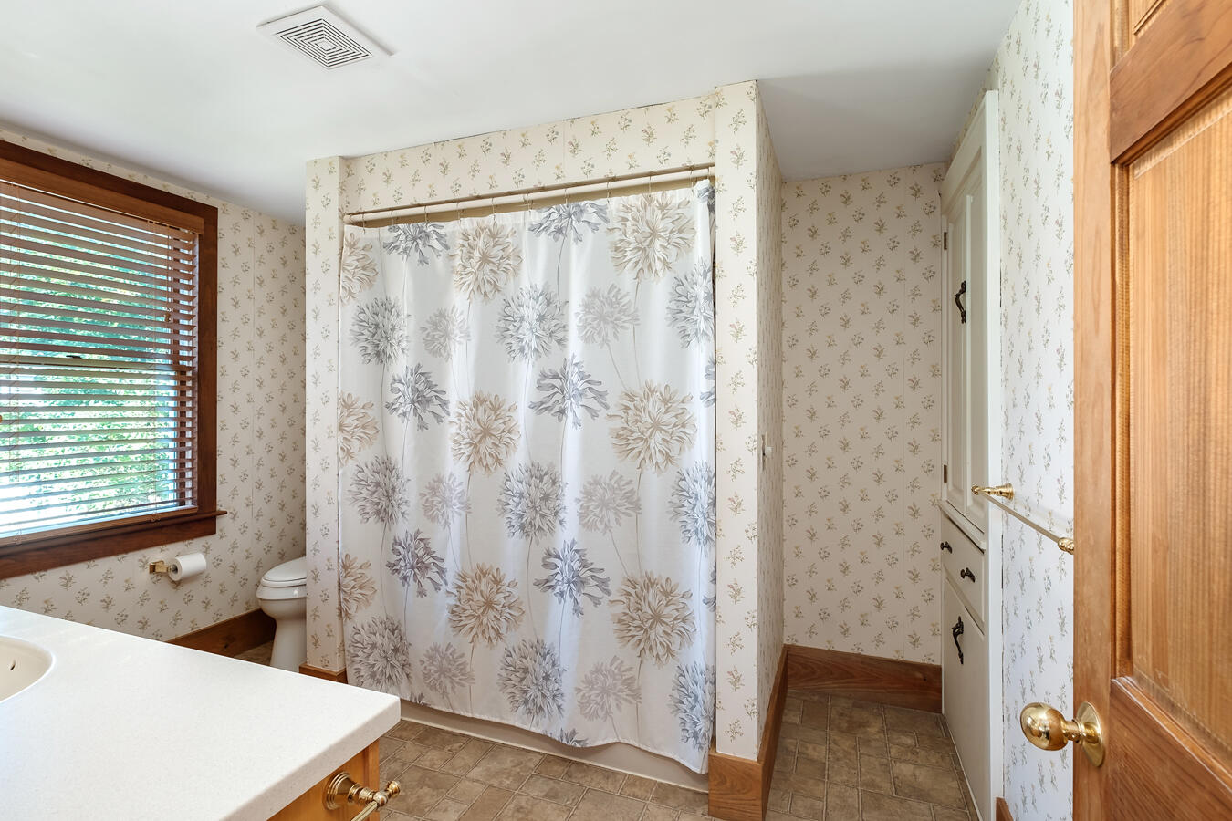 1 Colonial Road Kittery, ME 03904 - Photo 22 of 35 1 Colonial Road WEB 23