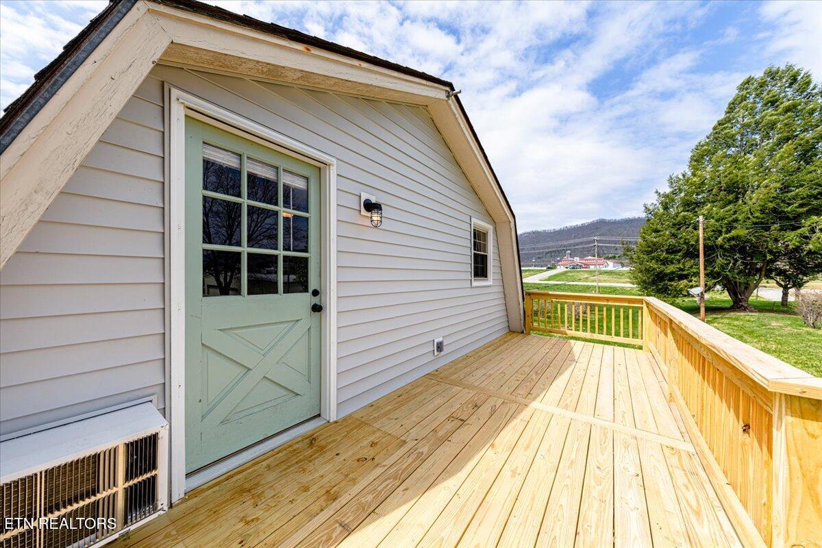 186 Shetland Road La Follette, TN 37766 - Photo 49 of 60 48B-Q5A9578