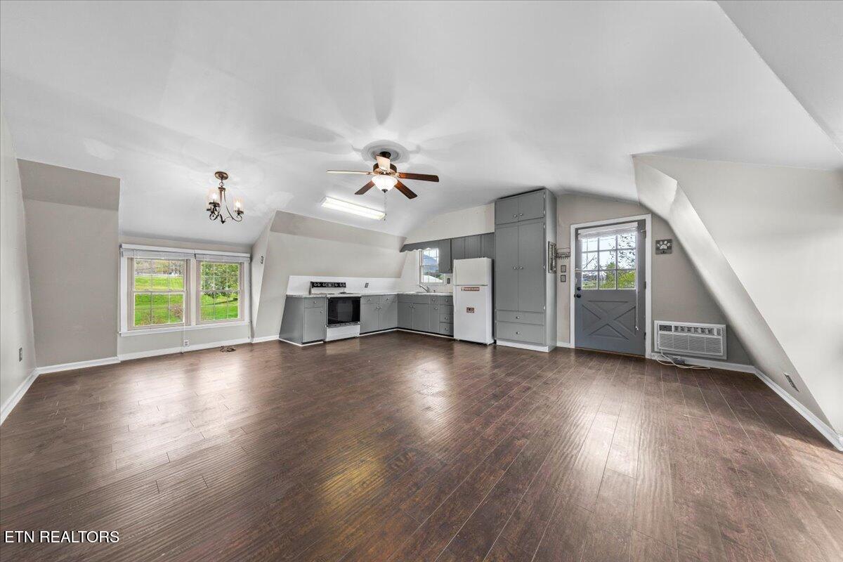 186 Shetland Road La Follette, TN 37766 - Photo 51 of 60 49-Q5A9537