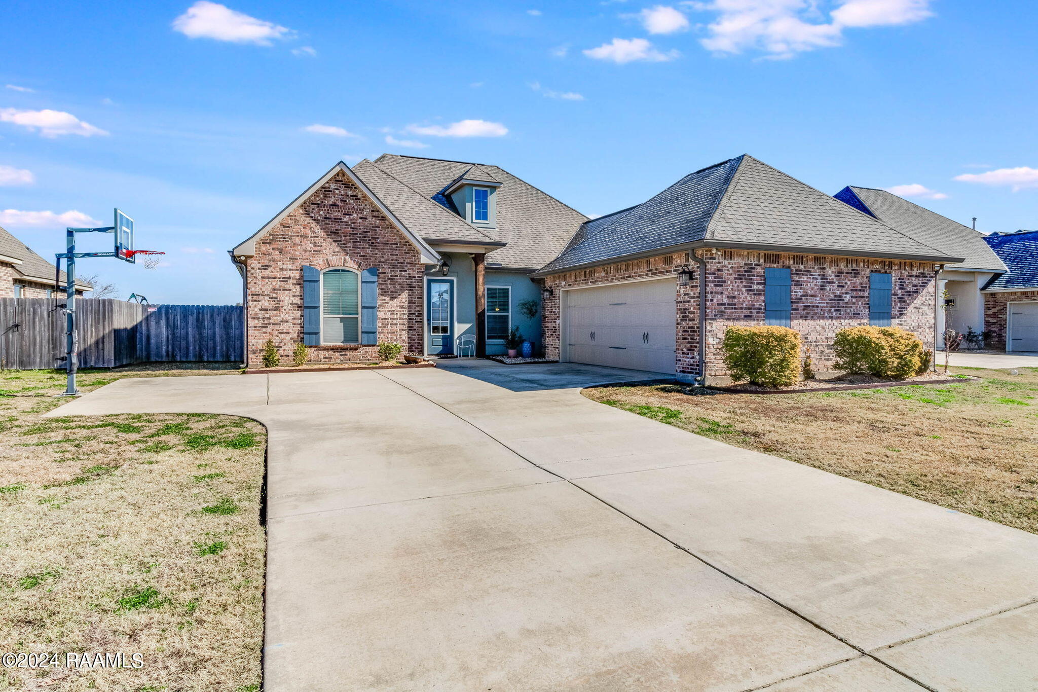 107 Chemet Road Youngsville, LA 70592 - Photo 3 of 28 Gallery Image 3