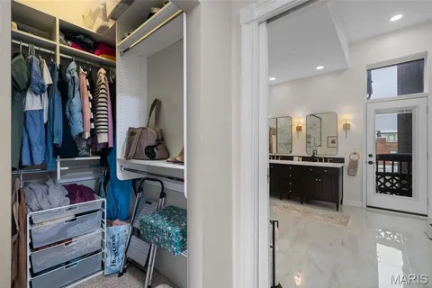 $559,000 | 1913 Hickory Street, St. Louis, MO 63104