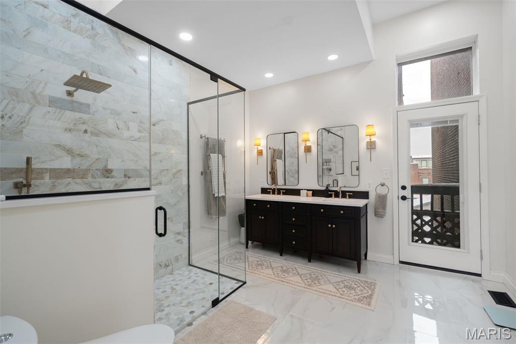 1913 Hickory Street St. Louis, MO 63104 - Photo 26 of 45