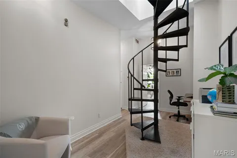 $559,000 | 1913 Hickory Street, St. Louis, MO 63104