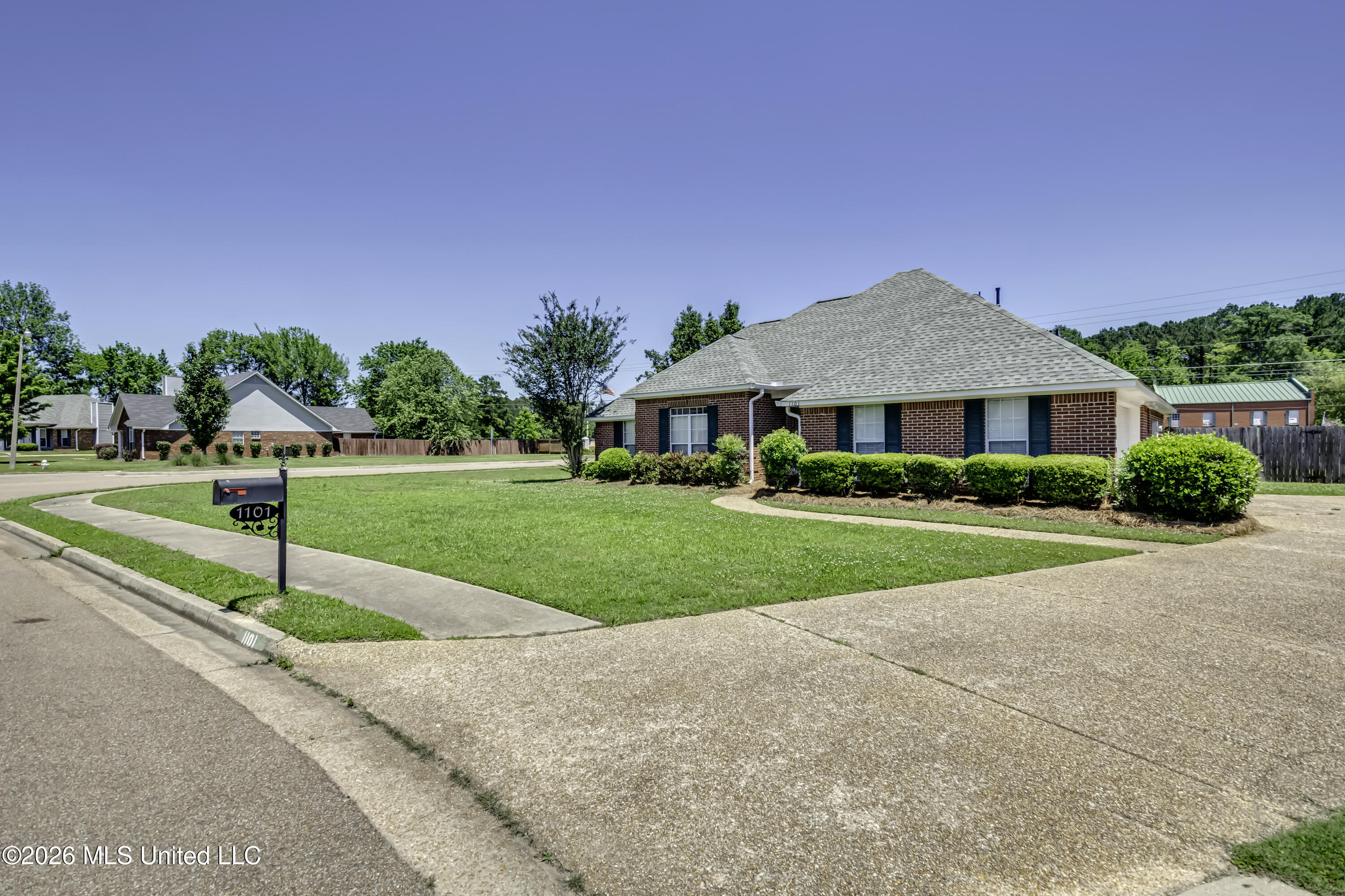 1101 Orchardview Cove Brandon, MS 39042 - Photo 6 of 64 1101 Orchardview Cv--7