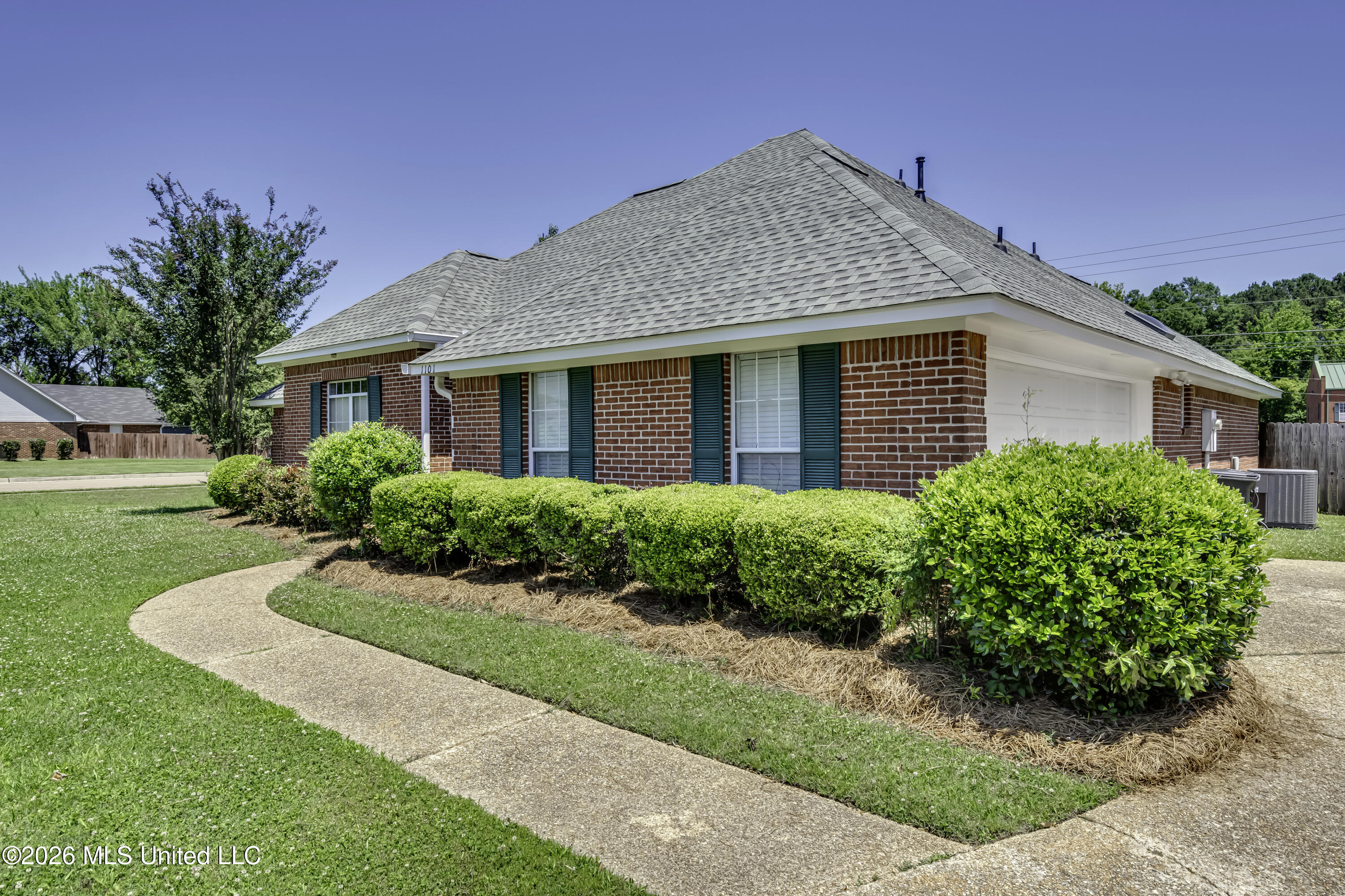 1101 Orchardview Cove Brandon, MS 39042 - Photo 7 of 64 1101 Orchardview Cv--8