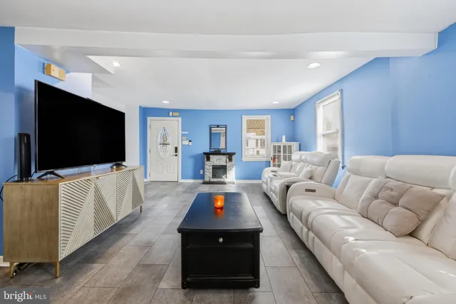 $289,900 | 21 Baptist Lane, Blackwood, NJ 08012