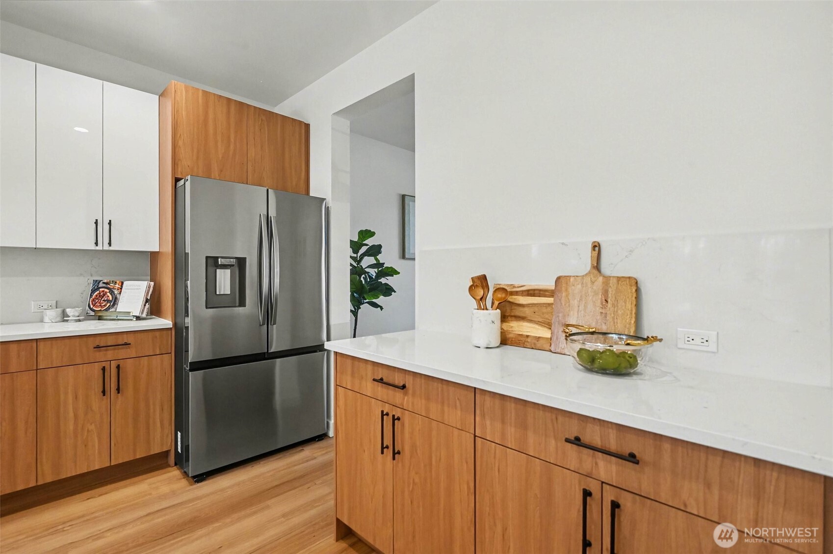 19611 140th Avenue Southeast Renton, WA 98058 - Photo 12 of 36