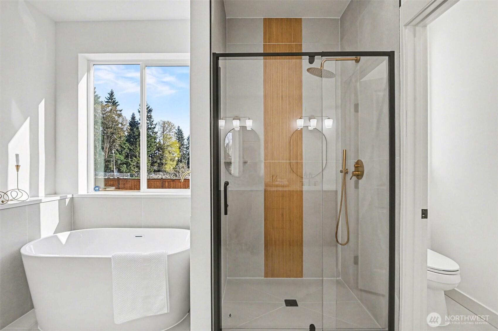 19611 140th Avenue Southeast Renton, WA 98058 - Photo 17 of 36