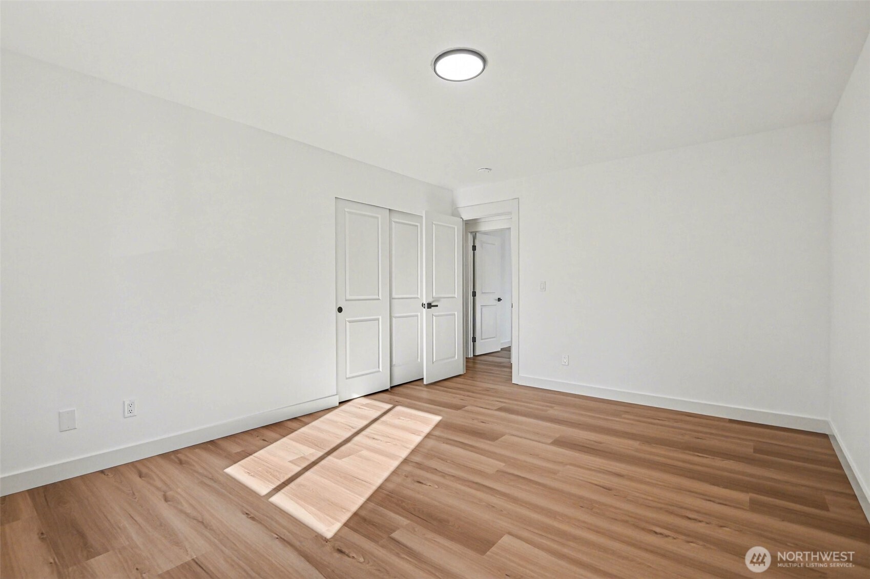 19611 140th Avenue Southeast Renton, WA 98058 - Photo 25 of 36