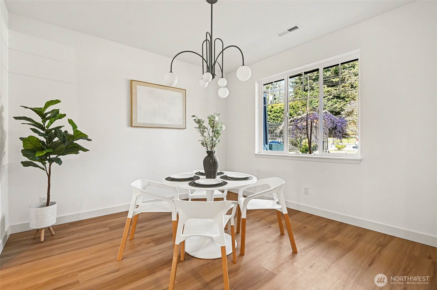 19611 140th Avenue Southeast Renton, WA 98058 - Photo 4 of 36