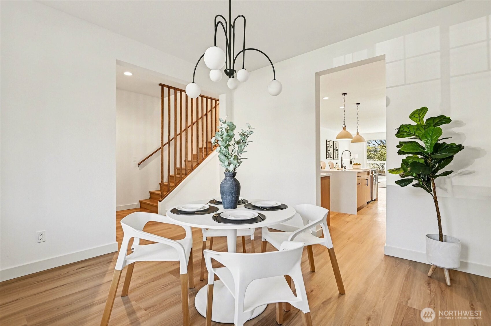 19611 140th Avenue Southeast Renton, WA 98058 - Photo 5 of 36