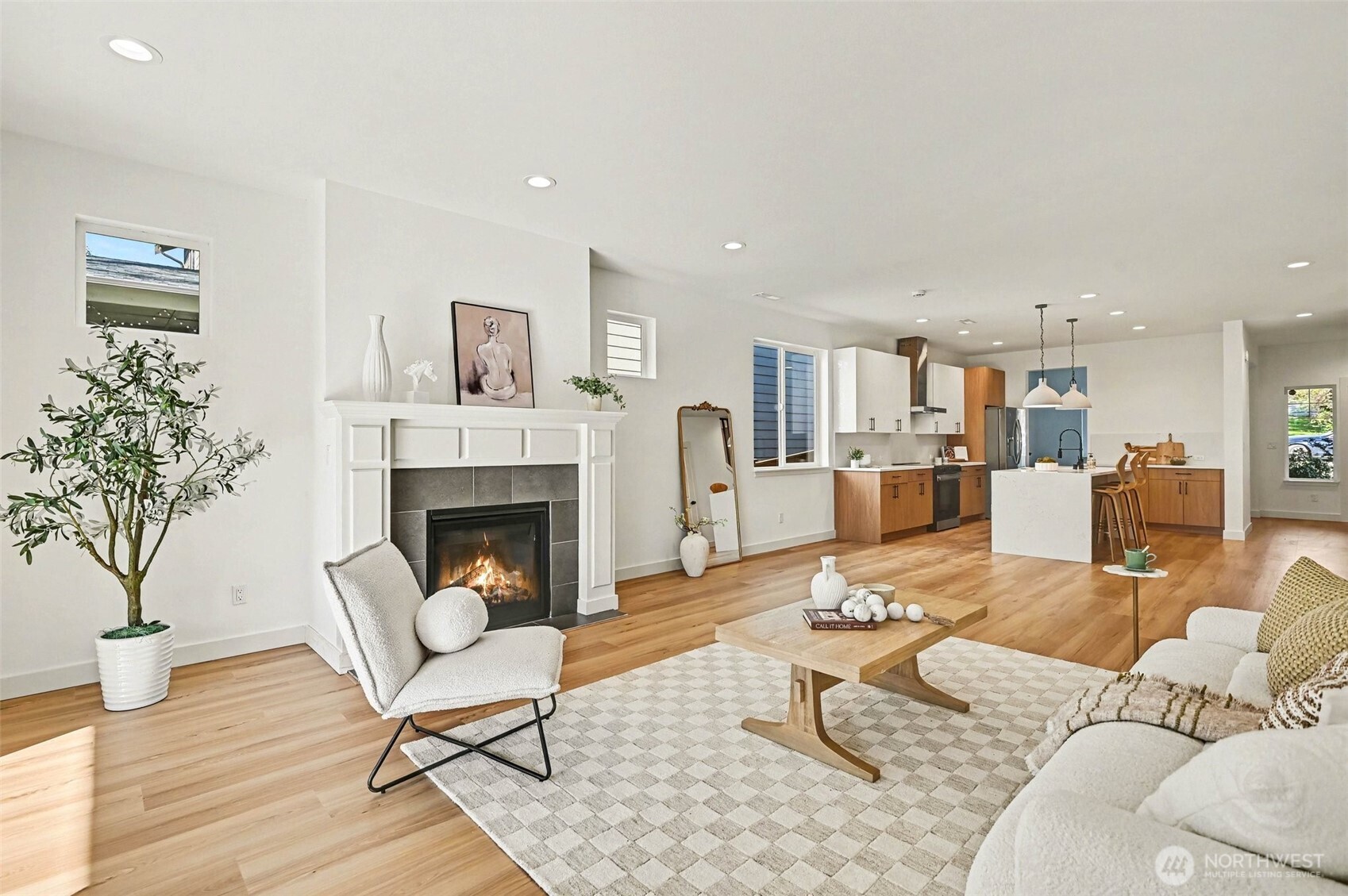 19611 140th Avenue Southeast Renton, WA 98058 - Photo 7 of 36