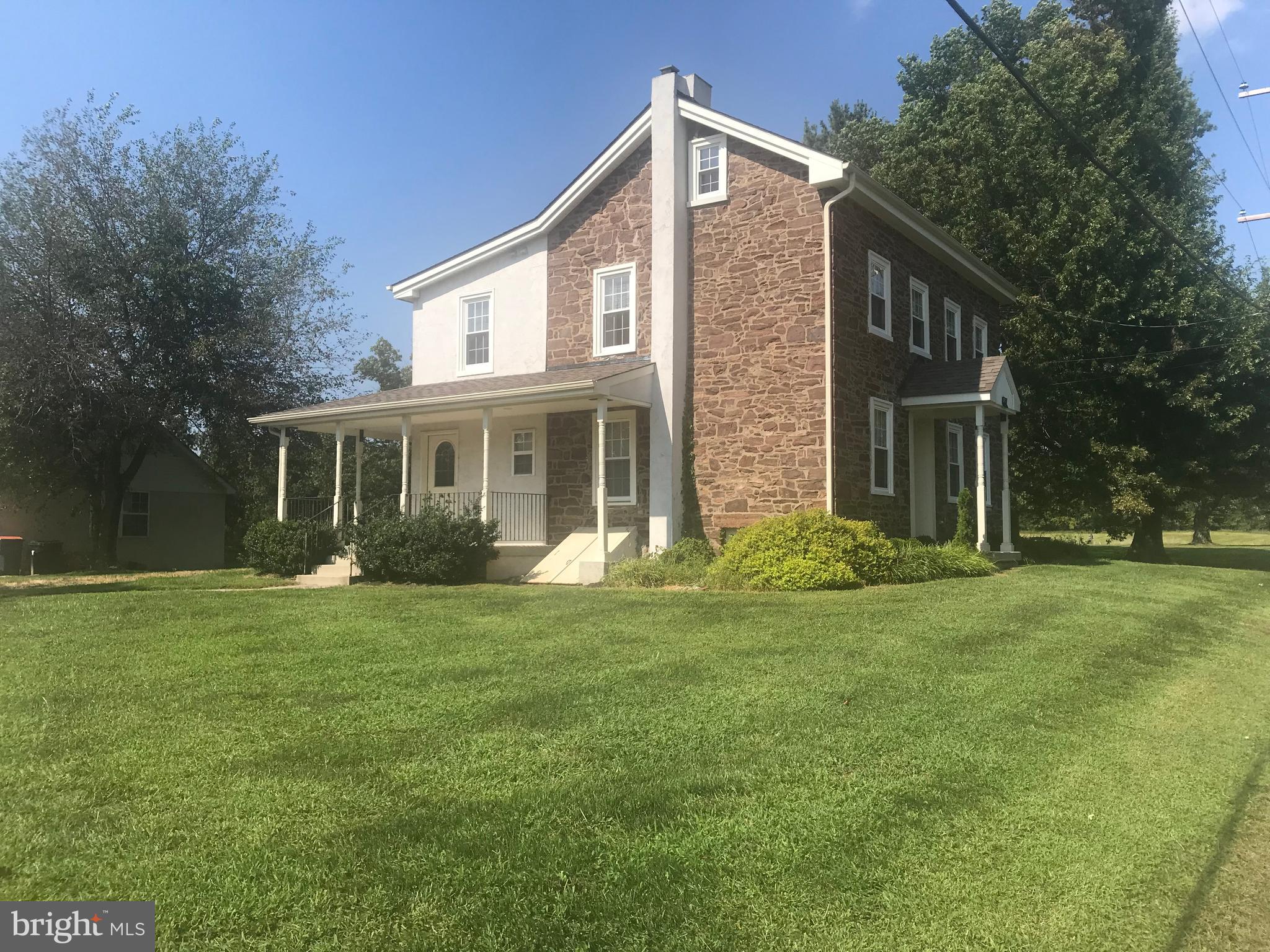 1611 Whitehall Road Norristown, PA 19403 - Photo 1 of 15 Side/ Front View