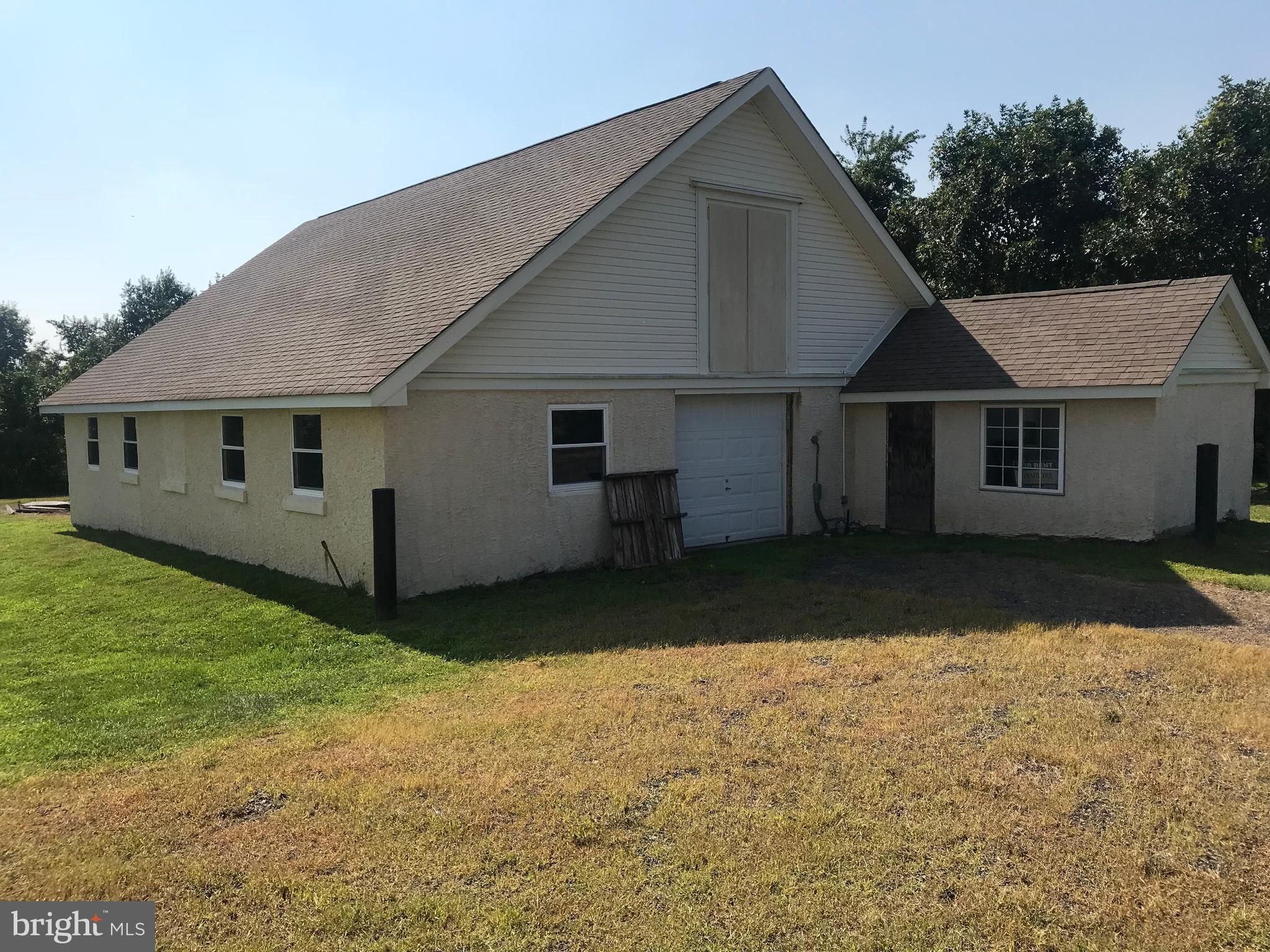 1611 Whitehall Road Norristown, PA 19403 - Photo 5 of 15 Former Stable