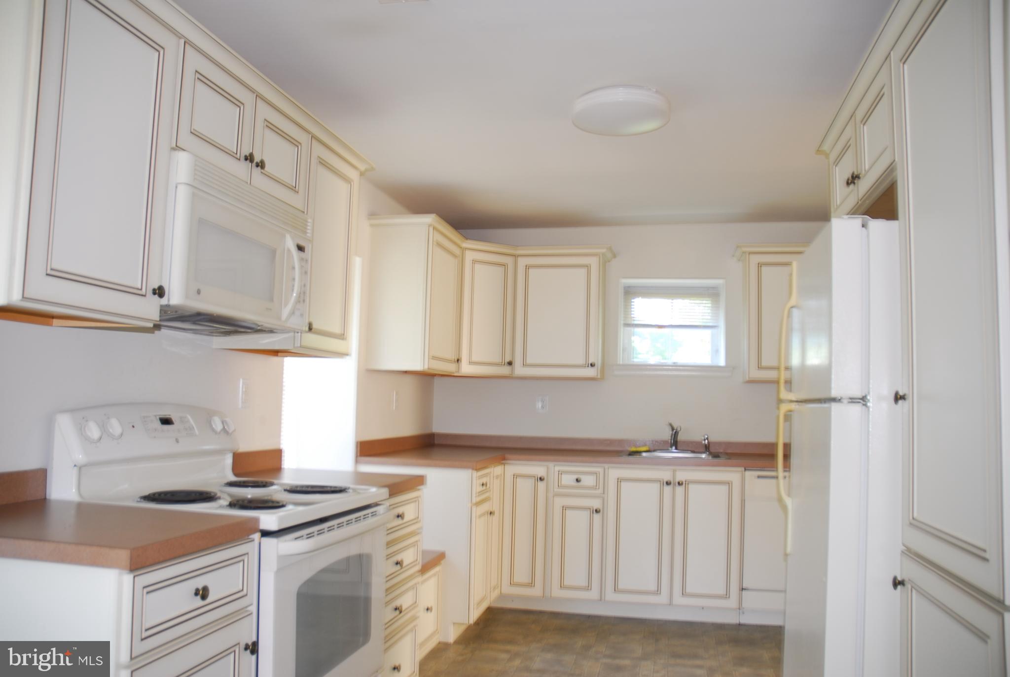 1611 Whitehall Road Norristown, PA 19403 - Photo 7 of 15 Kitchen view 2