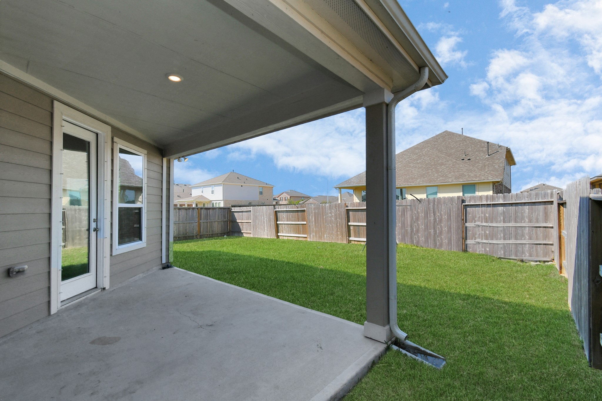 10326 Mount Winchell Drive Rosharon, TX 77583 - Photo 34 of 36