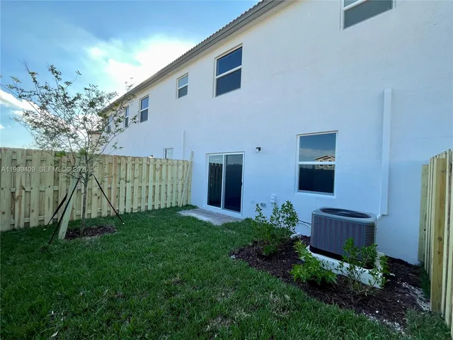 $3,550 | 29240 Southwest 163rd Court, Homestead, FL 33033
