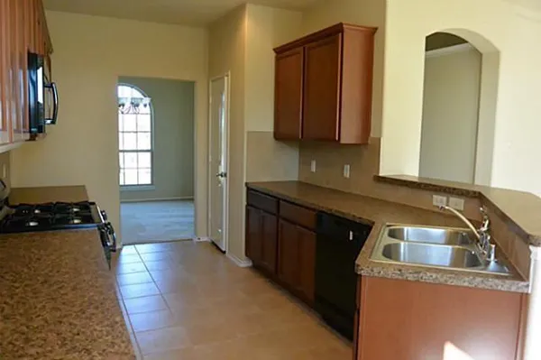 $2,200 | 3602 White Summit Lane, Melissa, TX 75454