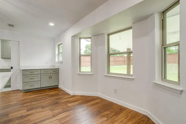 $449,000 | 220 Rolling Hills Drive, Aledo, TX 76008