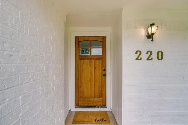 $449,000 | 220 Rolling Hills Drive, Aledo, TX 76008