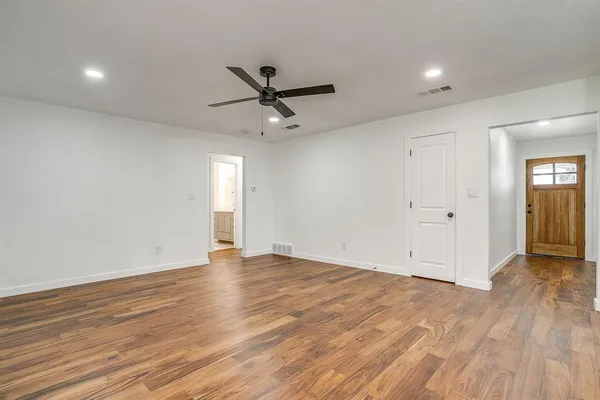$449,000 | 220 Rolling Hills Drive, Aledo, TX 76008