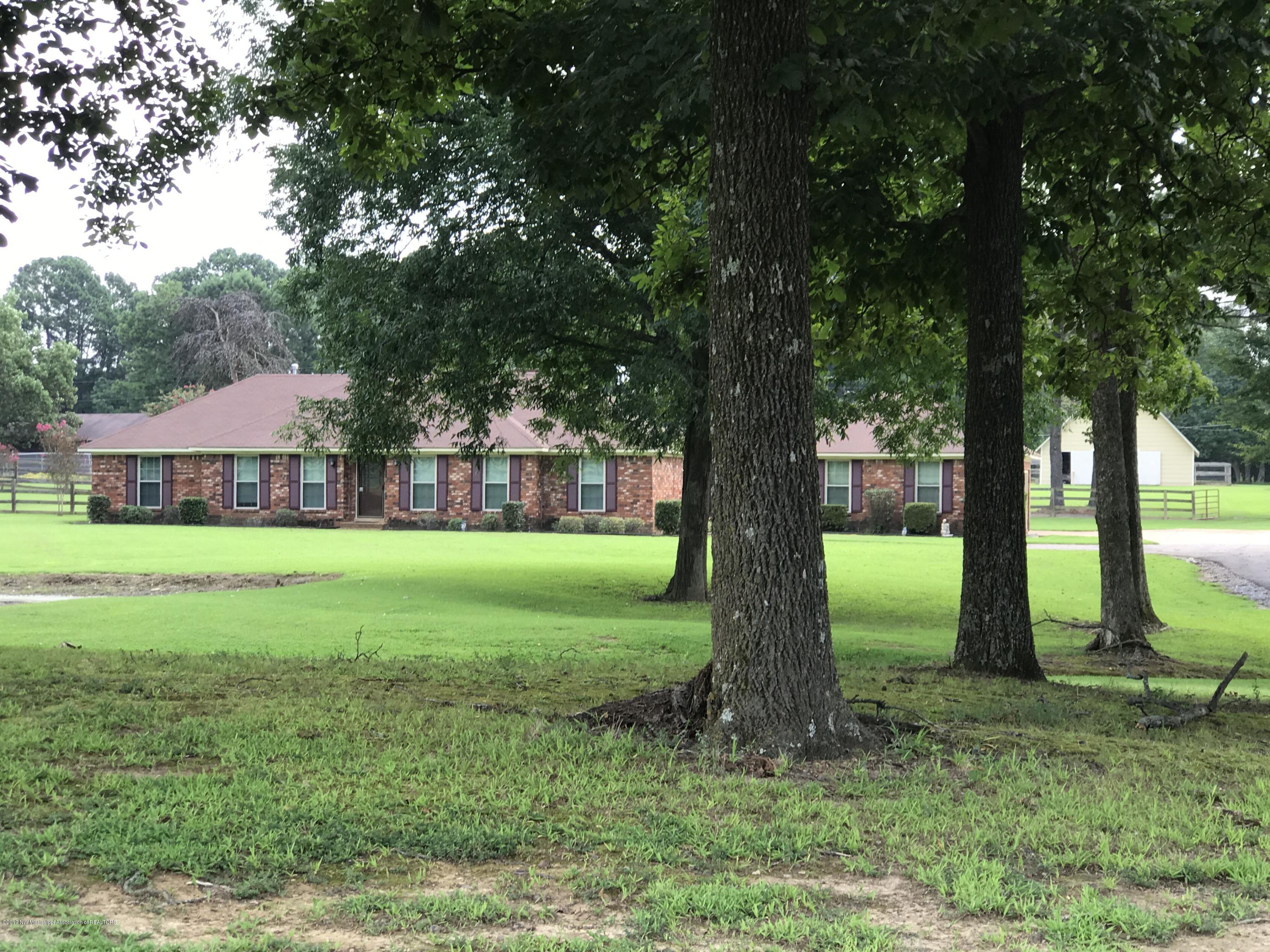 7810 Malone Road Olive Branch, MS 38654 - Photo 3 of 30 IMG_3320