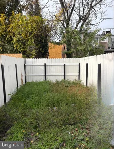 $139,900 | 210 South Carey Street, Baltimore, MD 21223