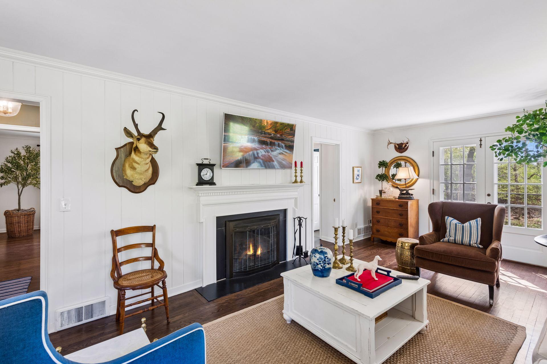 516 Shadyway Road Wayzata, MN 55391 - Photo 5 of 26 Gallery Image 5