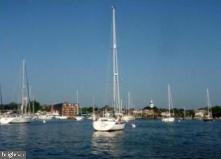 207 Kirkley Road Annapolis, MD 21401 - Photo 4 of 12 Community Amenities 1