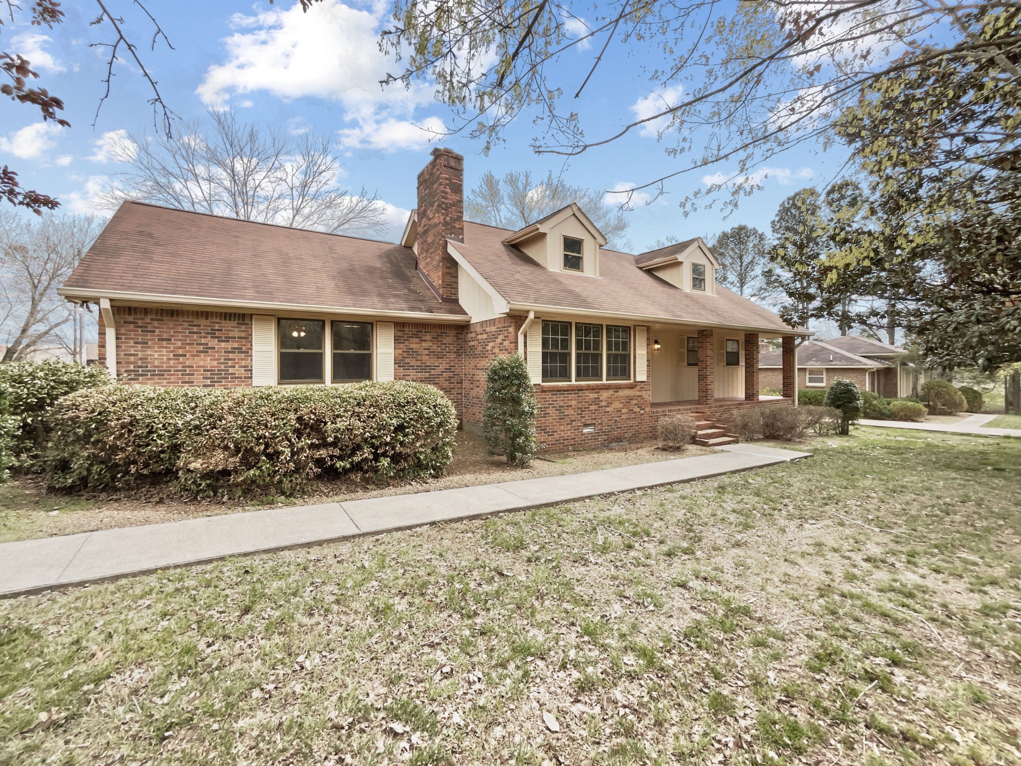 118 Sam Davis Drive Springfield, TN 37172 - Photo 2 of 22 Gallery Image 2