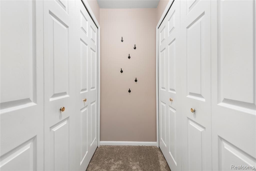 2197 London Bridge Drive, Unit 24 Rochester, MI 48307 - Photo 14 of 35