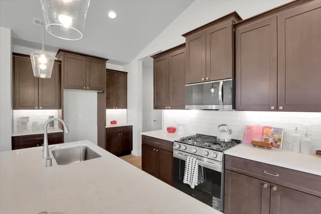 $558,850 | 16 North Country Club Drive, Unit 16, Deer Park, WA 99006