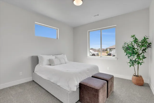 $558,850 | 16 North Country Club Drive, Unit 16, Deer Park, WA 99006