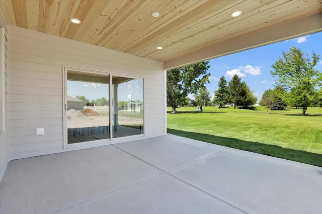 $558,850 | 16 North Country Club Drive, Unit 16, Deer Park, WA 99006