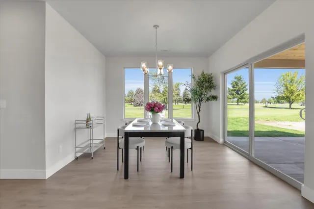 $558,850 | 16 North Country Club Drive, Unit 16, Deer Park, WA 99006